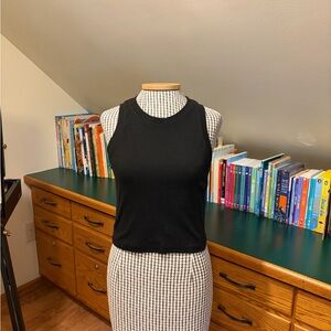 Full Tilt Women’s Black Racer Back Tank Size XL Snug Fit Stretch Fabric